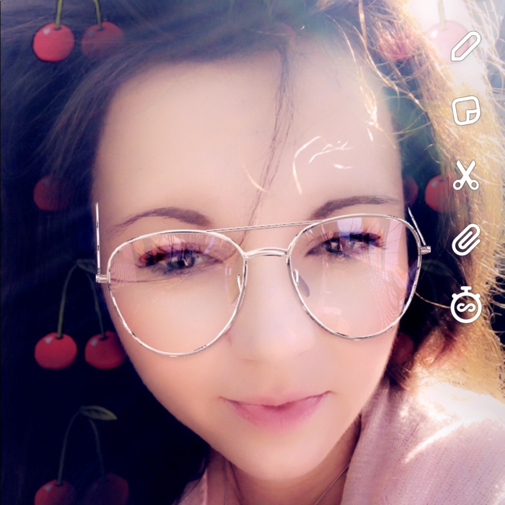 Meet your Posher, Kristal
